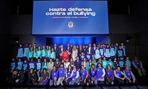 Así vivimos la presentación de la campaña 'Hazte defensa contra el Bullying'